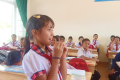 HỌC SINH TRƯỜNG TIỂU HỌC Y JÚT UỐNG THUỐC TẨY GIUN ĐỢT 2 NĂM HỌC 2023-2024